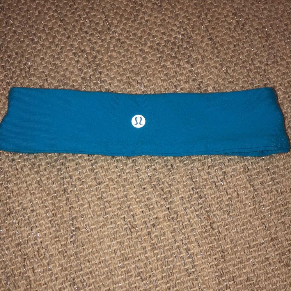 Lululemon blue headband